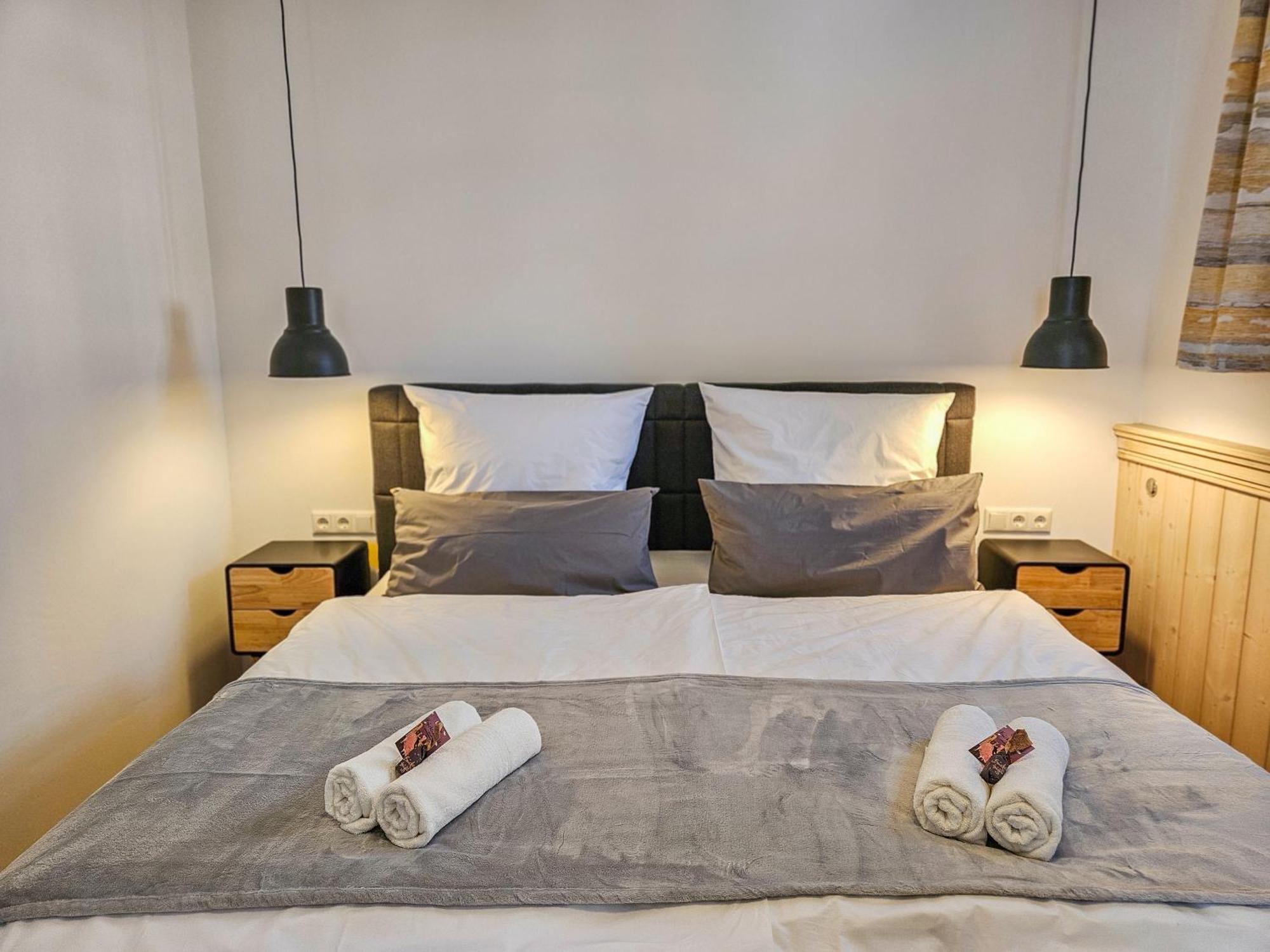 Micasa Rooms - Altbauflair Im Denkmal, Parken, Nahe Messe - Ega - Mdr Erfurt Bagian luar foto
